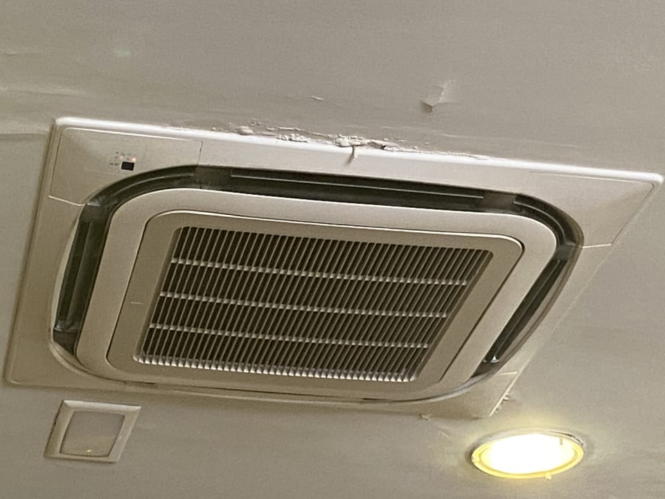 Zimmer Port Eugeni Hotel