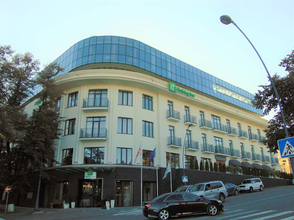 Außenansicht Holiday Inn Telavi