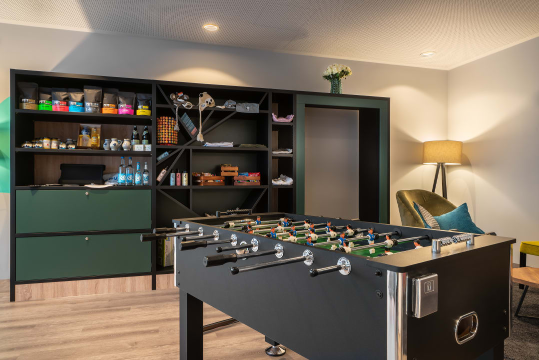 Lobby Holiday Inn – the niu, Charly Frankfurt City