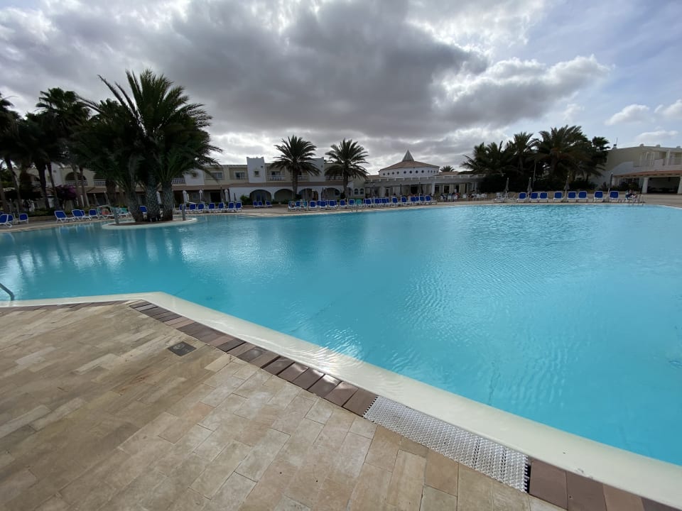 Pool VOI Praia De Chaves Resort