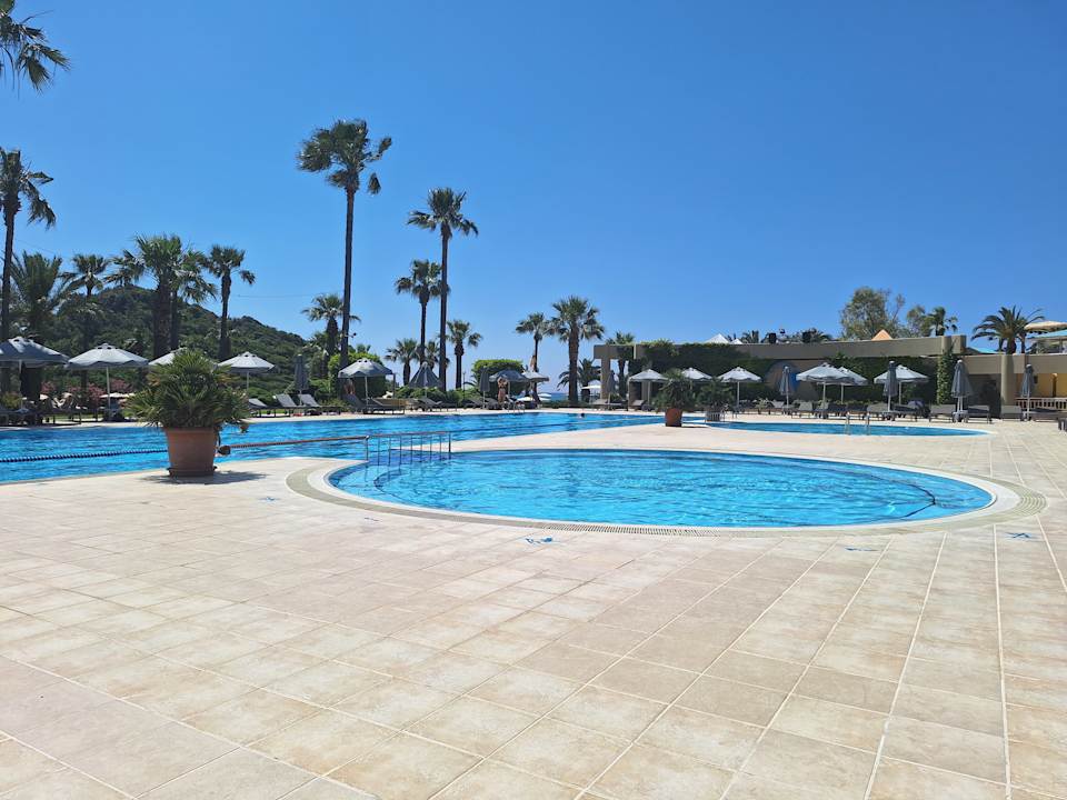 Pool ROBINSON SARIGERME PARK