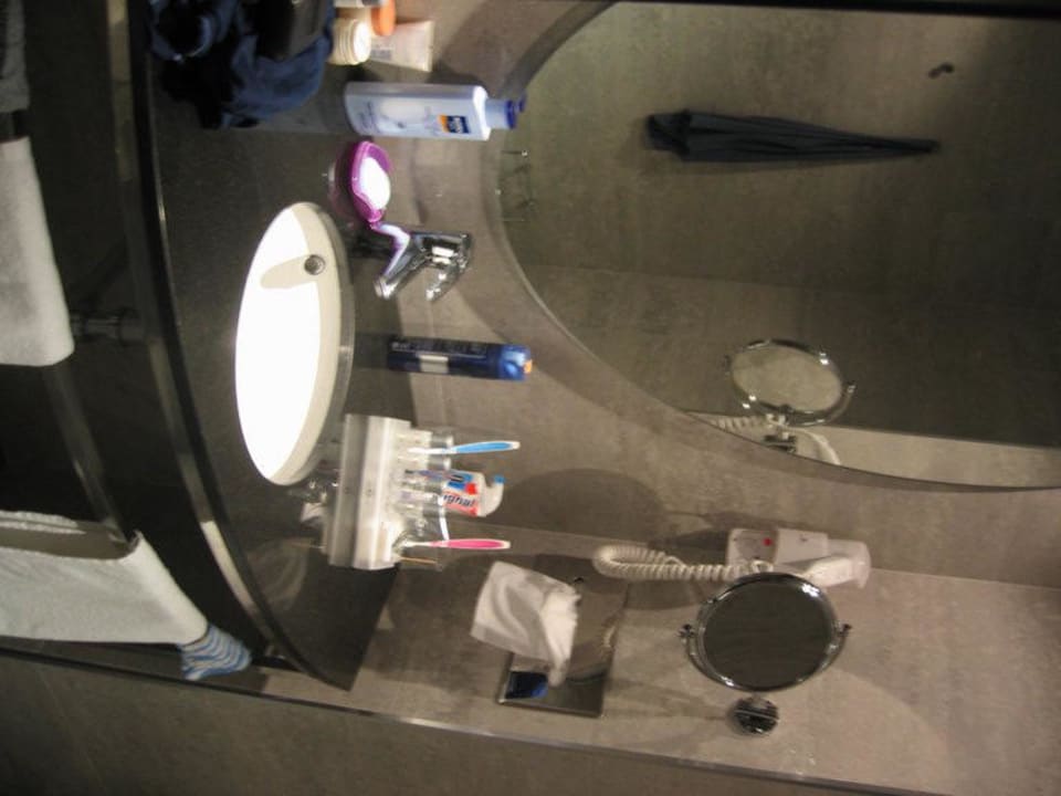 Waschbecken mit Spiegel Hotel Vila Galé Lagos