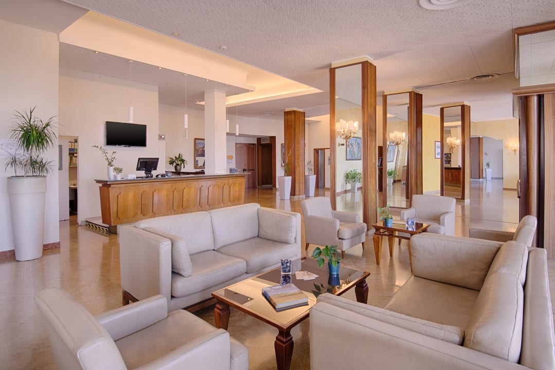 Lobby NH Ancona