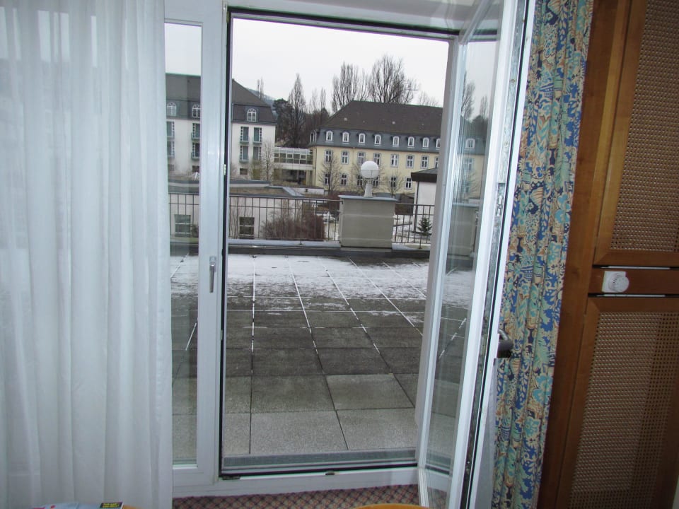 Ausgang auf die Terrasse Steigenberger Hotel & Spa Bad Pyrmont