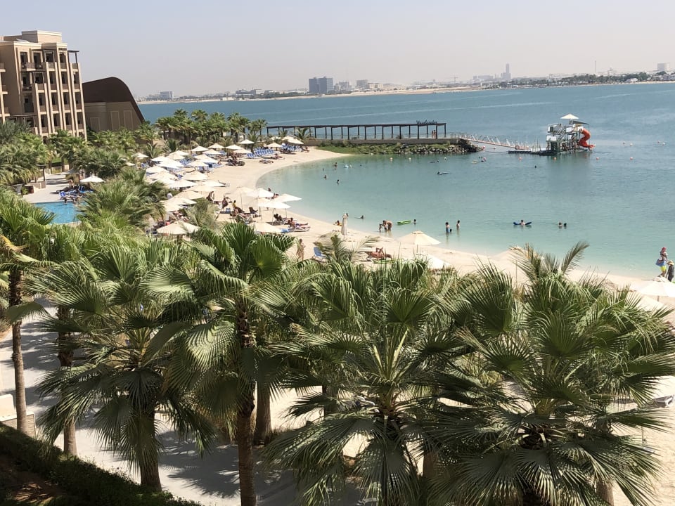 Strand DoubleTree by Hilton Resort & Spa Marjan Island