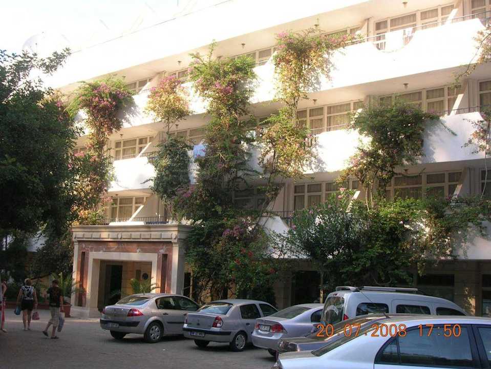 Budynek główny Turunc Resort Hotel