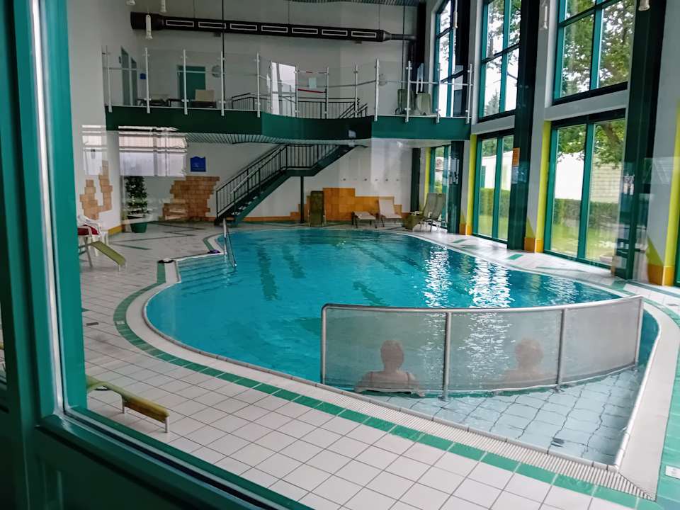 Pool Werrapark Resort Hotel Heubacher Höhe