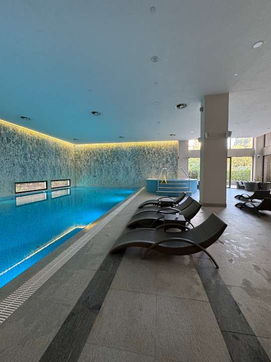 Pool Hilton Podgorica Crna Gora