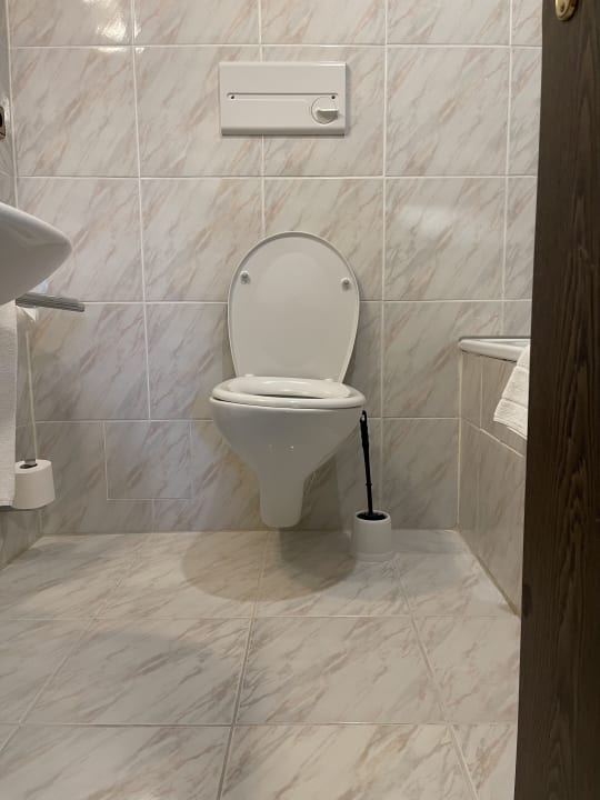 Zimmer QH Hotel