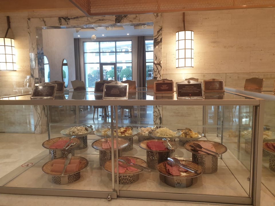 Gastro Acanthus Cennet Barut Collection