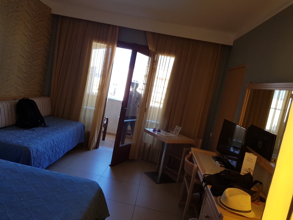 Zimmer Hotel Theartemis Palace