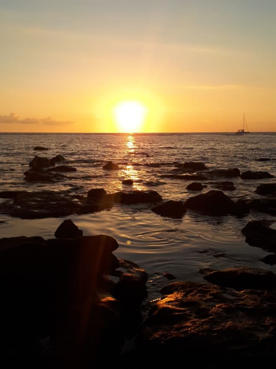 Strand Victoria Beachcomber Resort & Spa