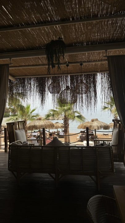 Strand Rubi Platinum Sign