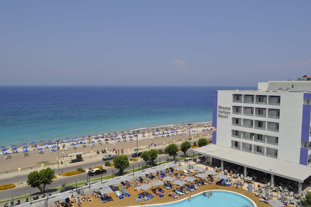 Widok na basen+morze Rhodos Horizon Resort