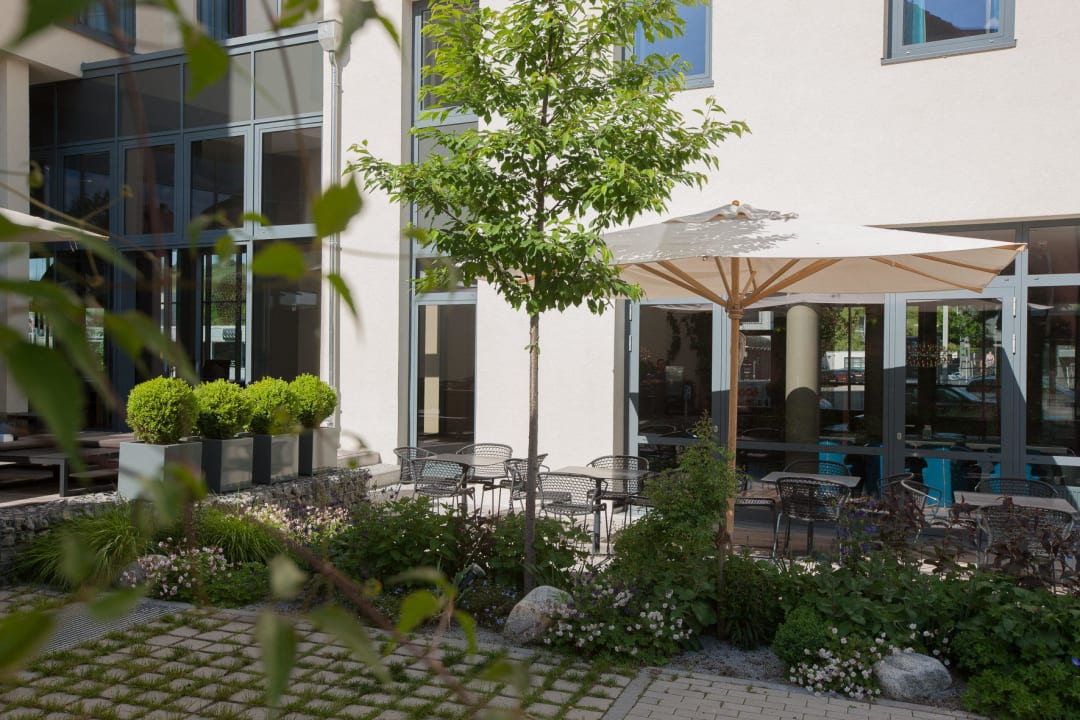 Outdoor Lounge Motel One Stuttgart-Feuerbach
