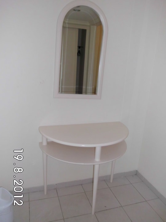 Eingangsbereich Familienzimmer Asteria Family Resort Side