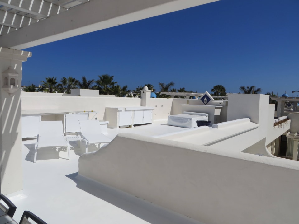 Liegemöglichkeiten auf dem Dach Bahiazul Villas & Club