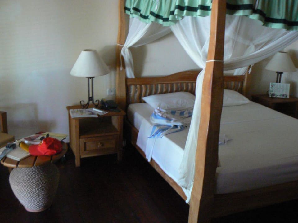 Bett Filitheyo Island Resort