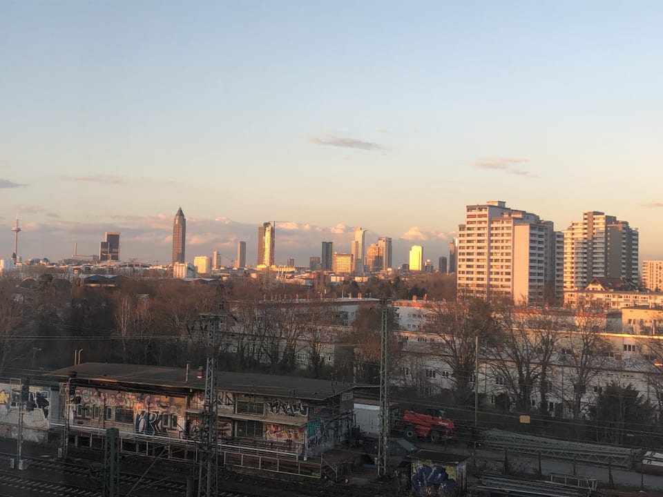 Ausblick Essential by Dorint Frankfurt-Niederrad
