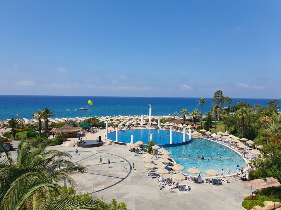 Pool Starlight Resort Hotel