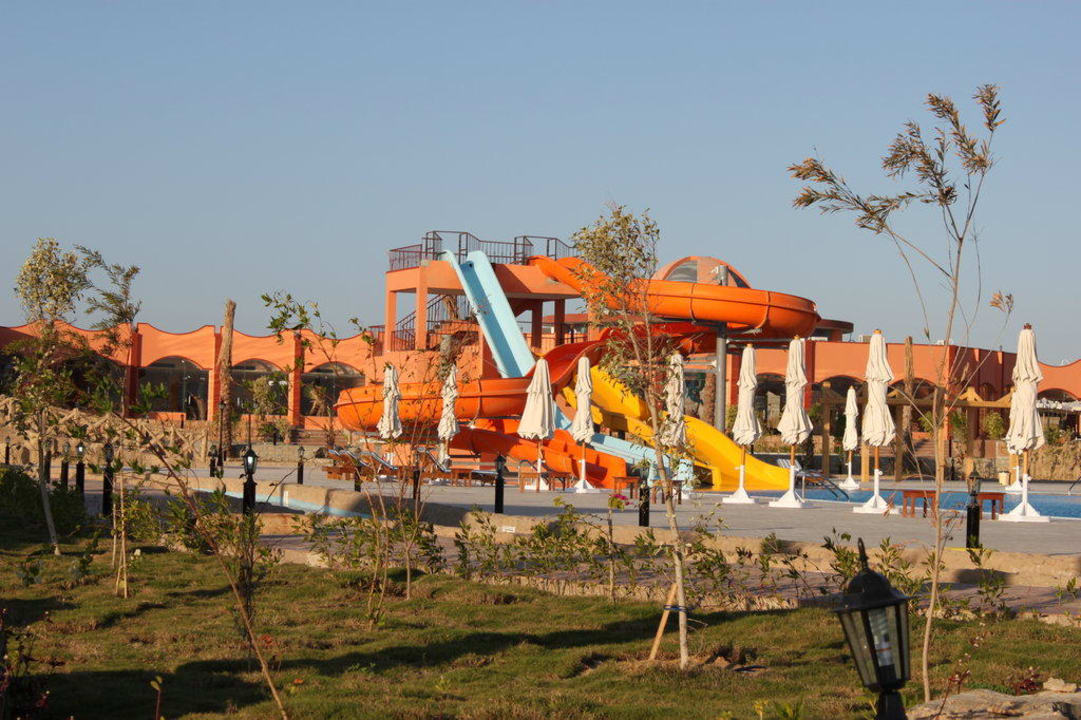 Pool mit Rutschen Three Corners Happy Life Beach Resort