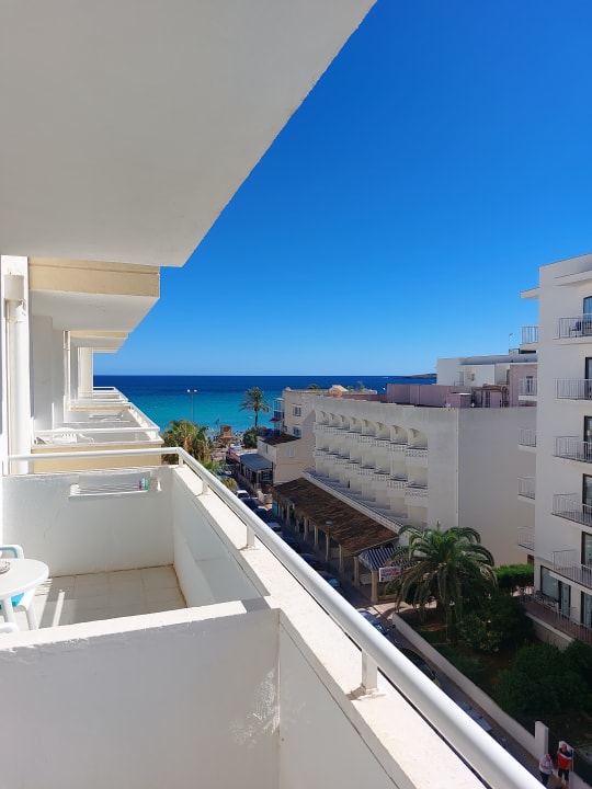 Ausblick R2 Veronica Beach Hotel