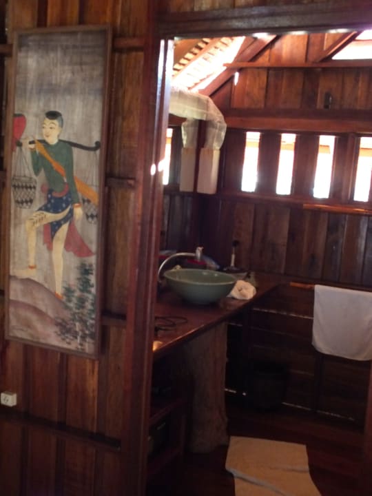 Blick ins Badezimmer Koh Jum Lodge