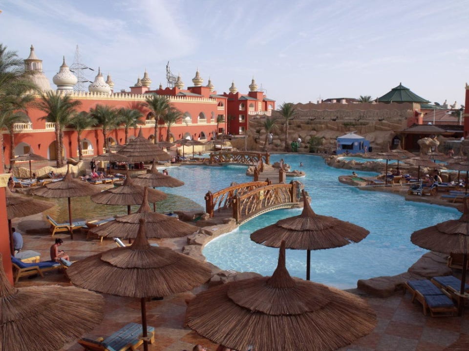 Basen Pickalbatros Alf Leila Wa Leila Resort - Neverland Hurghada
