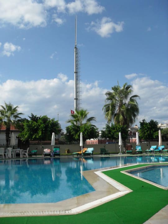 Pool Nerton Hotel - Erwachsenenhotel ab 16 Jahren