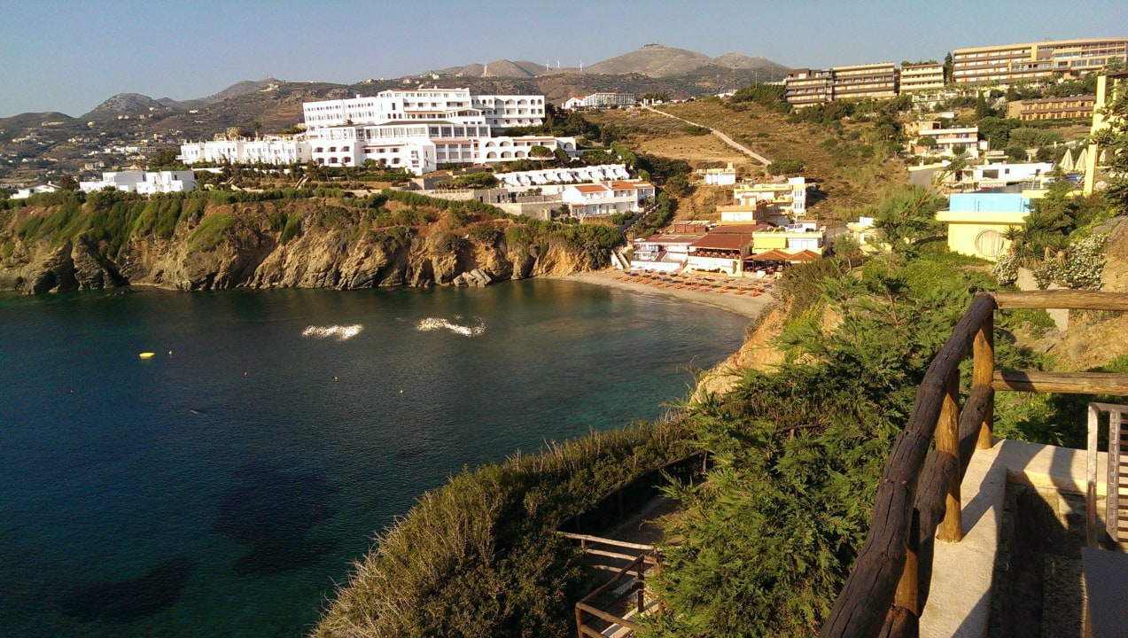 Der kleine Strand vom Hotel aus Seaside A Lifestyle Resort