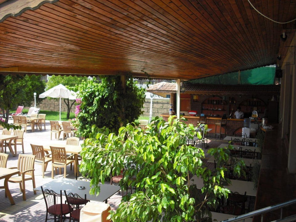 Die einzige Trinkstelle Armas Gül Beach