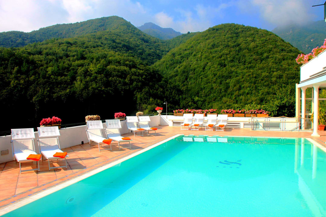 Piscina Hotel Albergo Scapolatiello