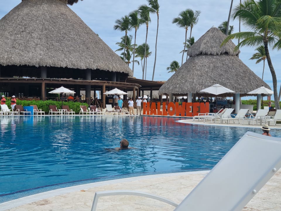 Pool Secrets Royal Beach Punta Cana - Adults only