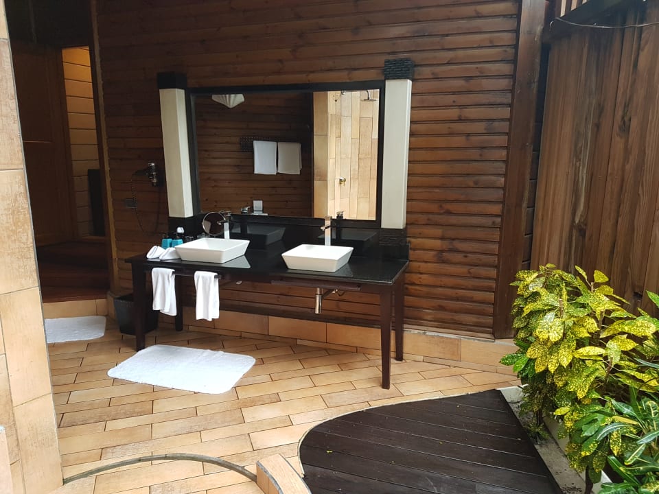 Zimmer Komandoo Island Resort & Spa - Adults only