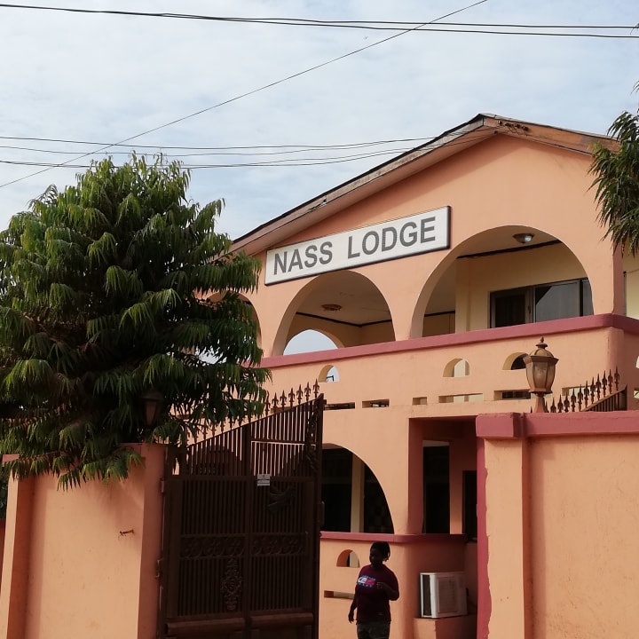 Außenansicht Nass Lodge