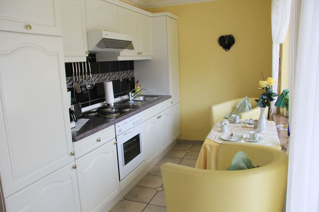 Küche Ferienwohnung Tamara Ferienhaus Nehring