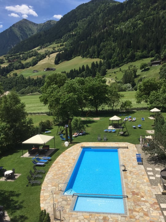 Pool Hotel Wiesenhof Garden Resort