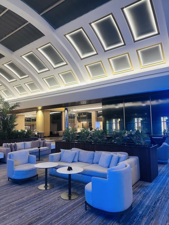 Lobby Hotel Miracle Resort