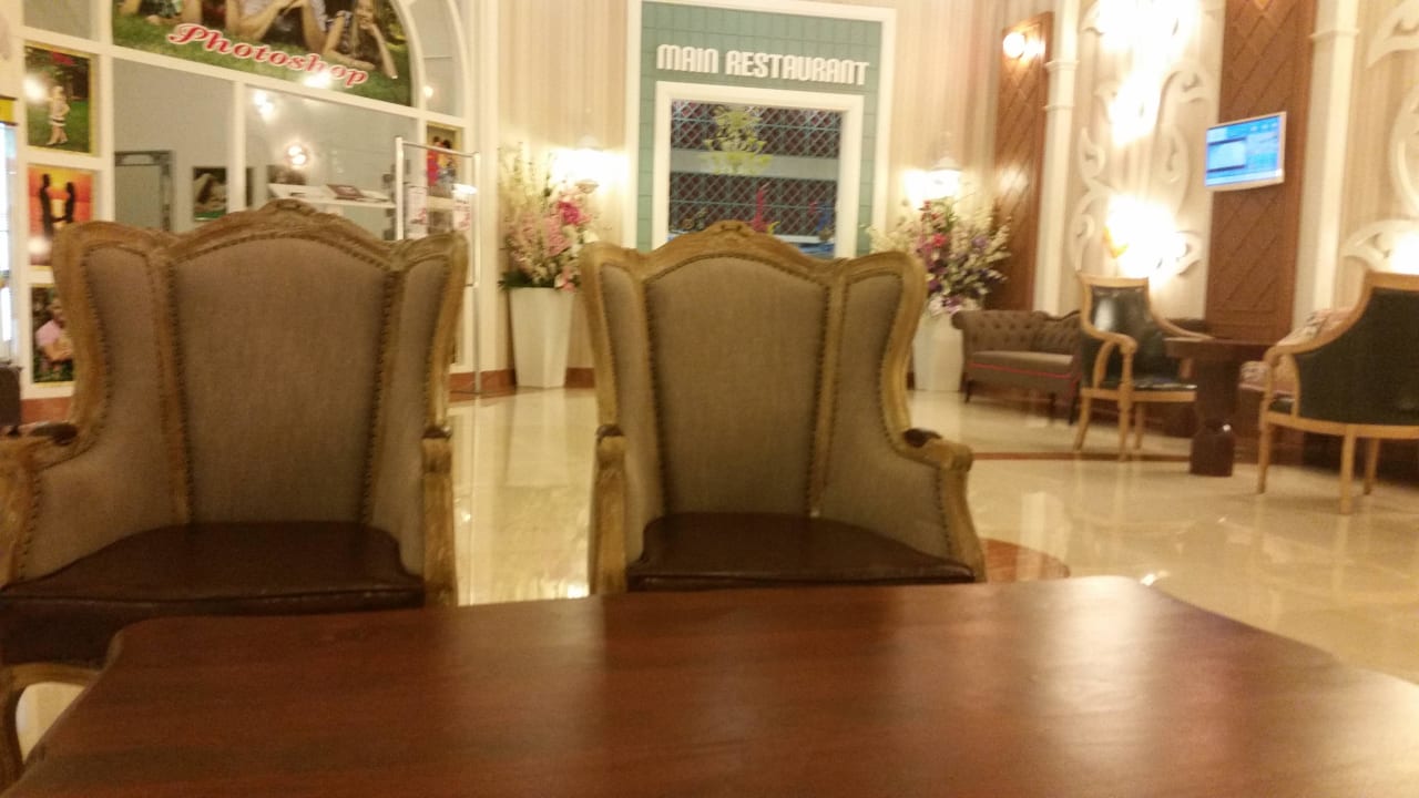 Лобби Quattro Beach Spa & Resort