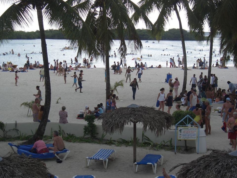 Strand am WE BelleVue Dominican Bay