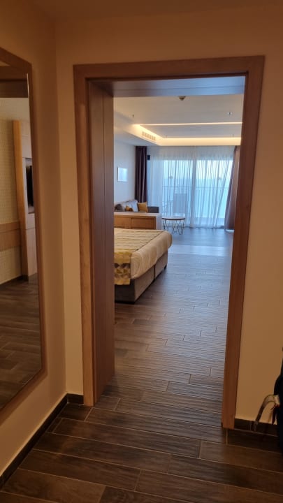 Zimmer Secrets Sunny Beach Resort & Spa