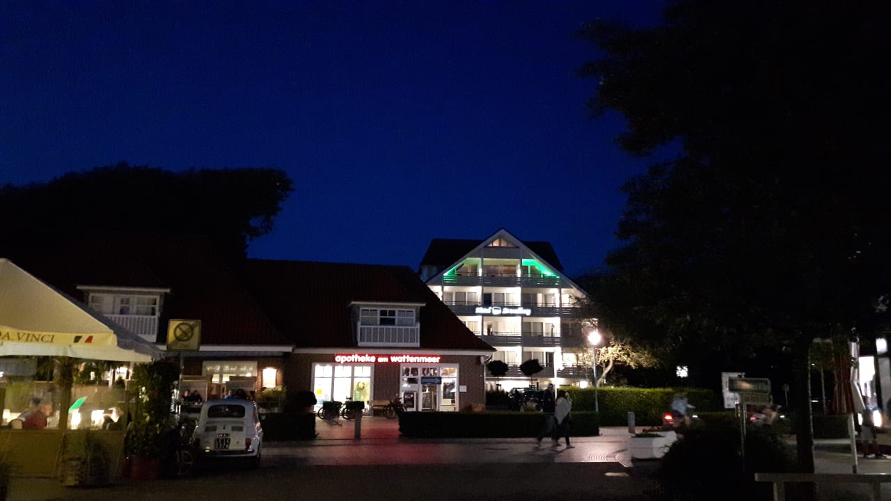 Außenansicht Hotel Strandburg