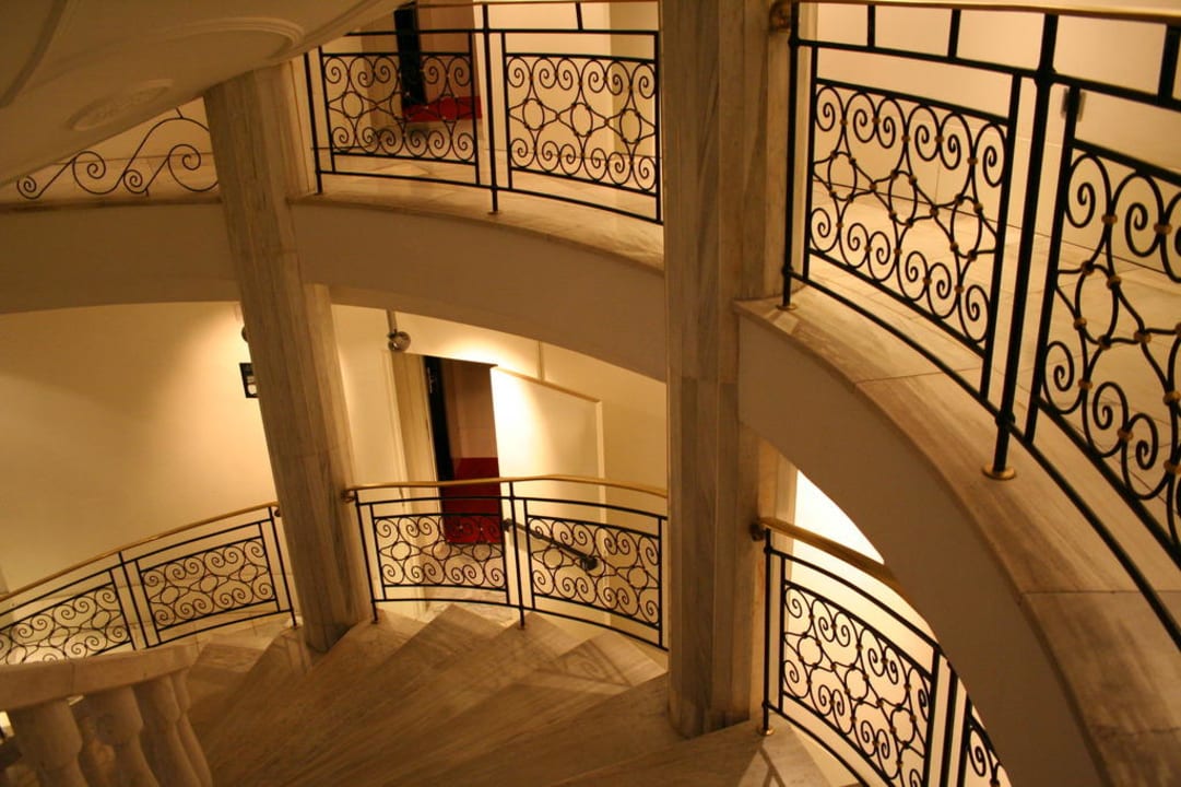 Marmortreppenhaus Vincci Vía - 66