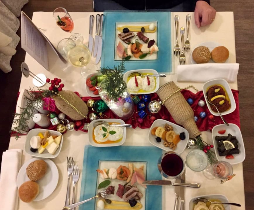 Gastro Xanadu Resort Hotel