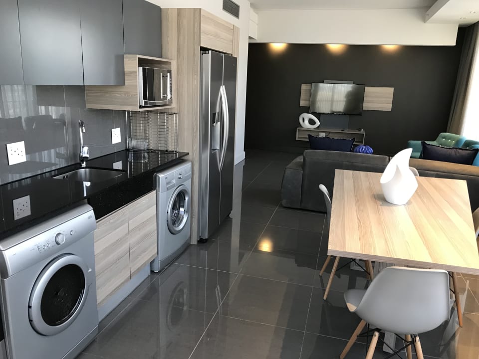 Zimmer The Capital Menlyn Maine