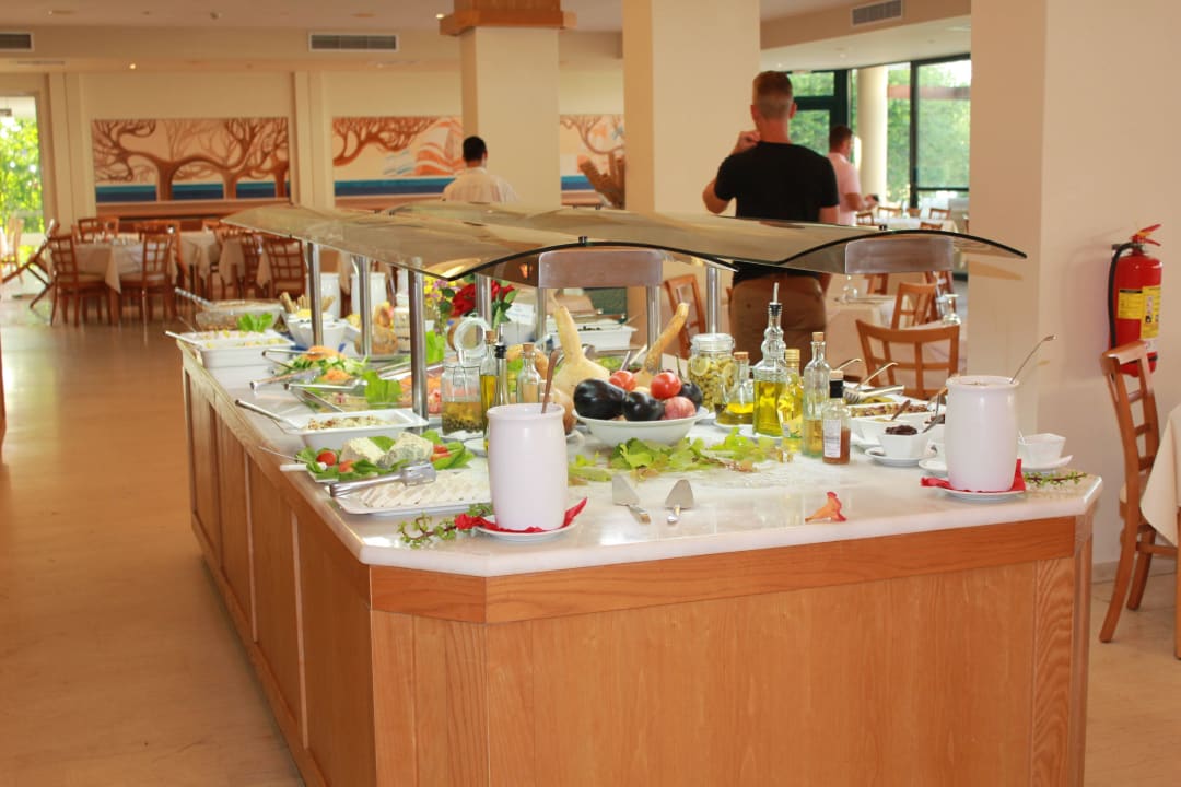 Salatbüffet TUI KIDS CLUB Alex Beach