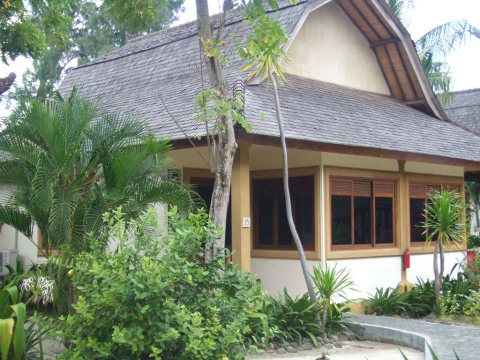Bungalow Hotel Vila Ombak