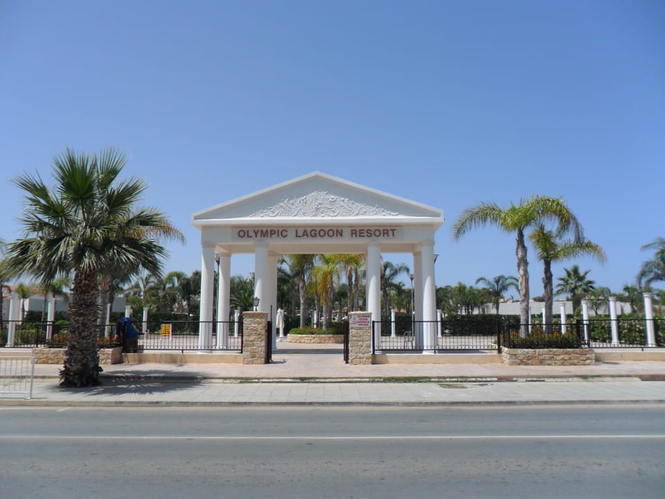 Ausgang zum Strand Olympic Lagoon Resort Ayia Napa