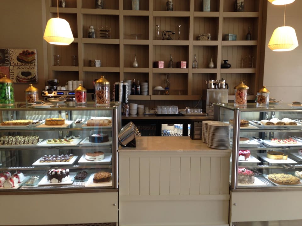Riesen Auswahl in der Patisserie Paloma Oceana