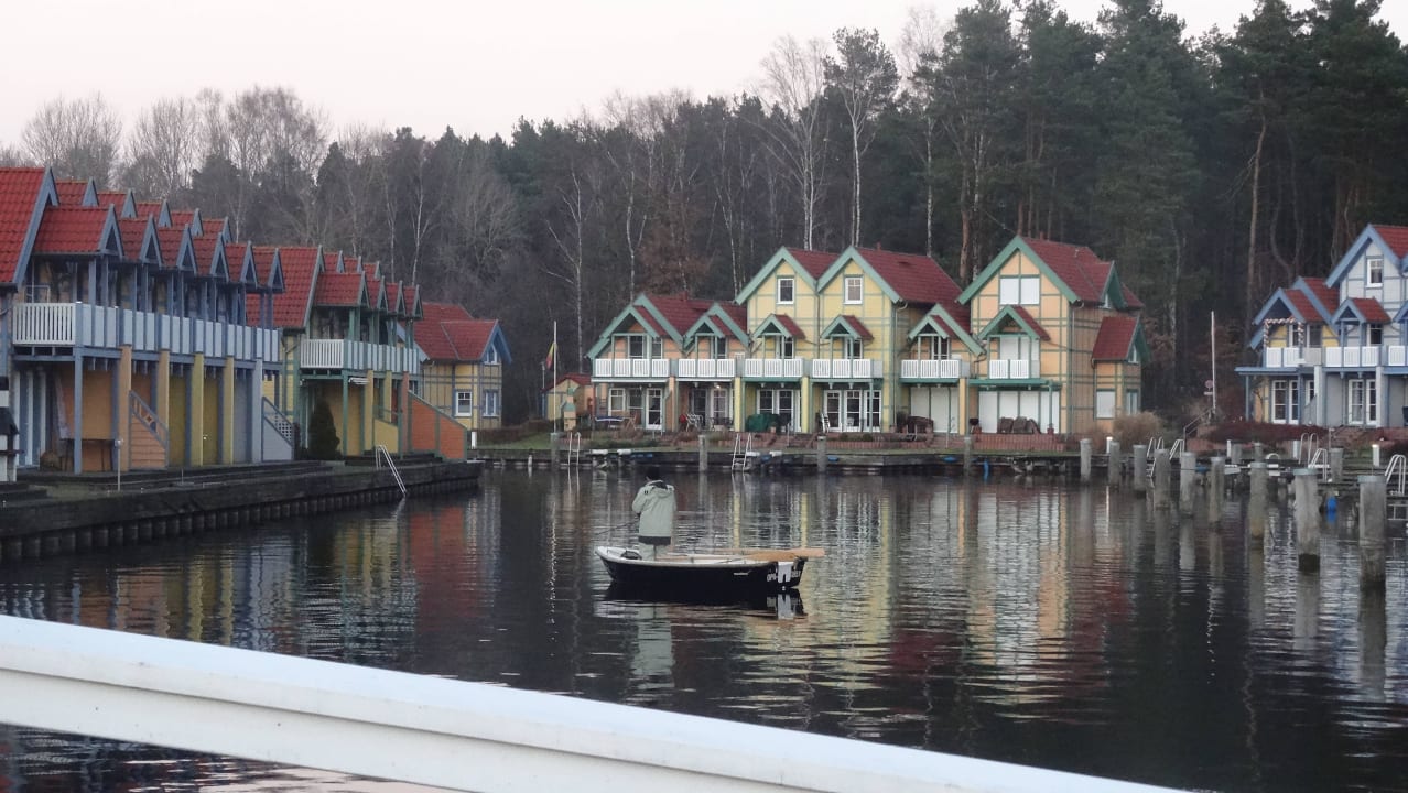 Blick aus dem Hotelzimmerfenster Precise Resort Hafendorf Rheinsberg